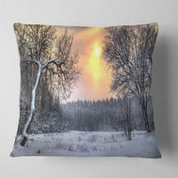 Dizajn zimski krajolik sa žutim suncem - pejzažni tiskani jastuk za bacanje - 18x18
