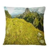 Dizajn Svijetlo zelena planinska panorama - pejzažni tiskani jastuk za bacanje - 18x18